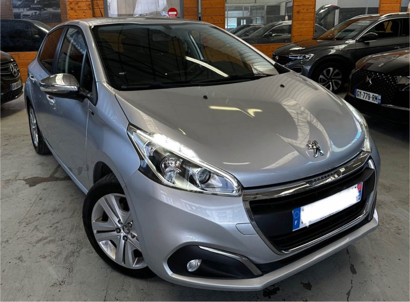 PEUGEOT 208 2016