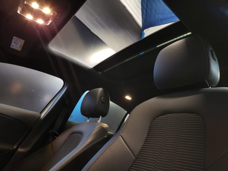MERCEDES CLASSE A 180 136ch PROGRESSIVE LINE / TOIT OUVRANT + LUMIERE D'AMBIANCE + SIEGES CHAUFFANTS