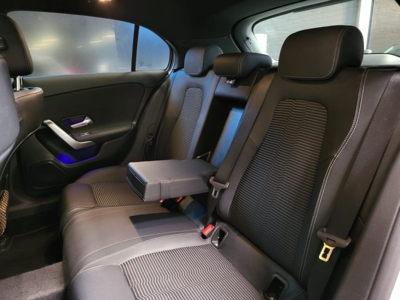 MERCEDES CLASSE A 180 136ch PROGRESSIVE LINE / TOIT OUVRANT + LUMIERE D'AMBIANCE + SIEGES CHAUFFANTS