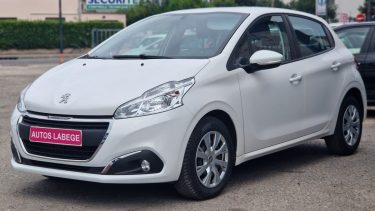 PEUGEOT 208 2020