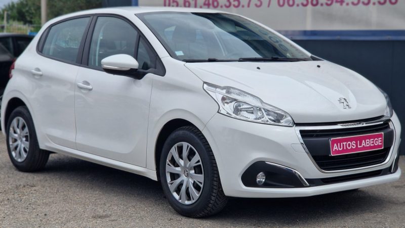 PEUGEOT 208 2020