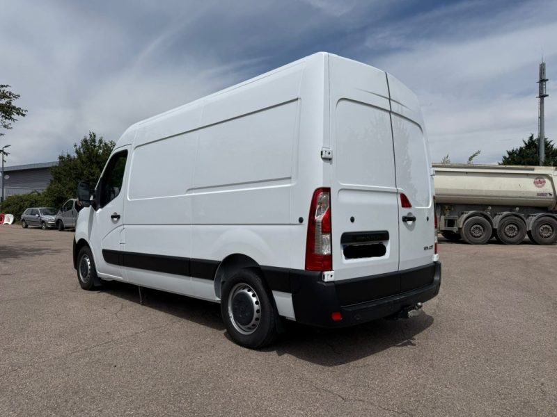 RENAULT MASTER F3500 L2H2 2.3 dCi 135 cv Grand Confort Aménagé