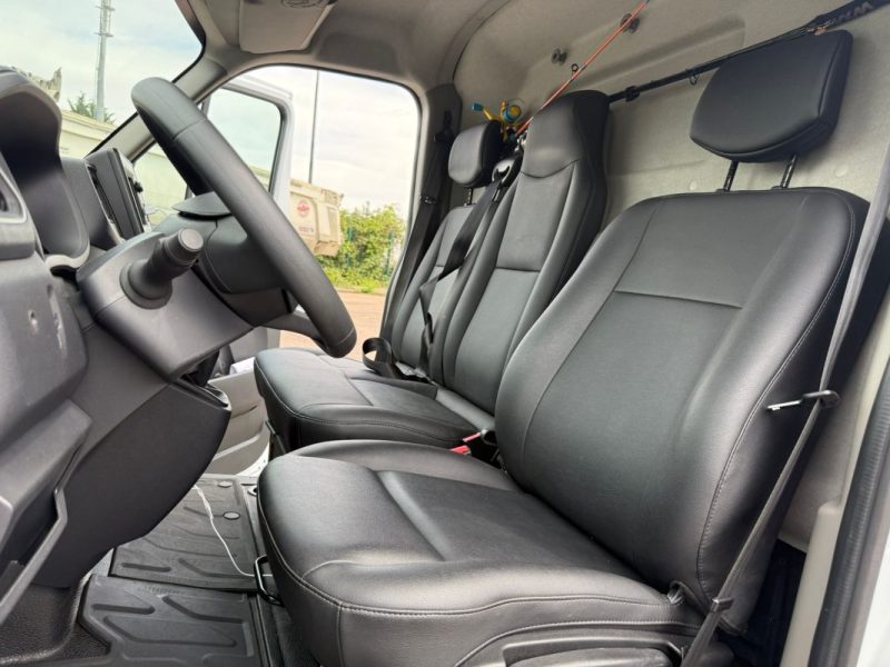 RENAULT MASTER F3500 L2H2 2.3 dCi 135 cv Grand Confort Aménagé