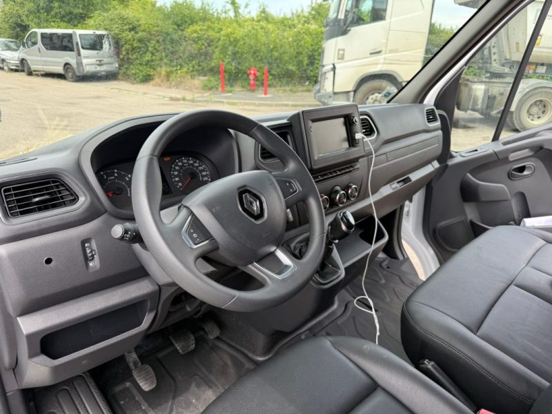 RENAULT MASTER F3500 L2H2 2.3 dCi 135 cv Grand Confort Aménagé