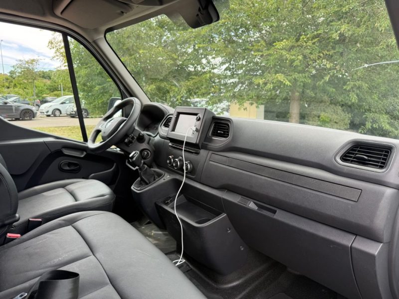 RENAULT MASTER F3500 L2H2 2.3 dCi 135 cv Grand Confort Aménagé