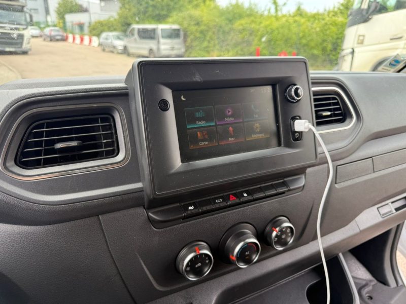 RENAULT MASTER F3500 L2H2 2.3 dCi 135 cv Grand Confort Aménagé