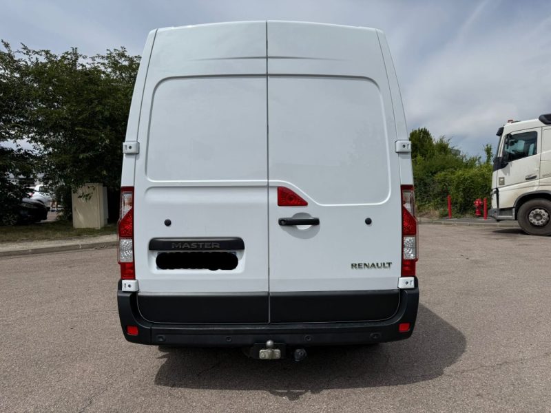 RENAULT MASTER F3500 L2H2 2.3 dCi 135 cv Grand Confort Aménagé