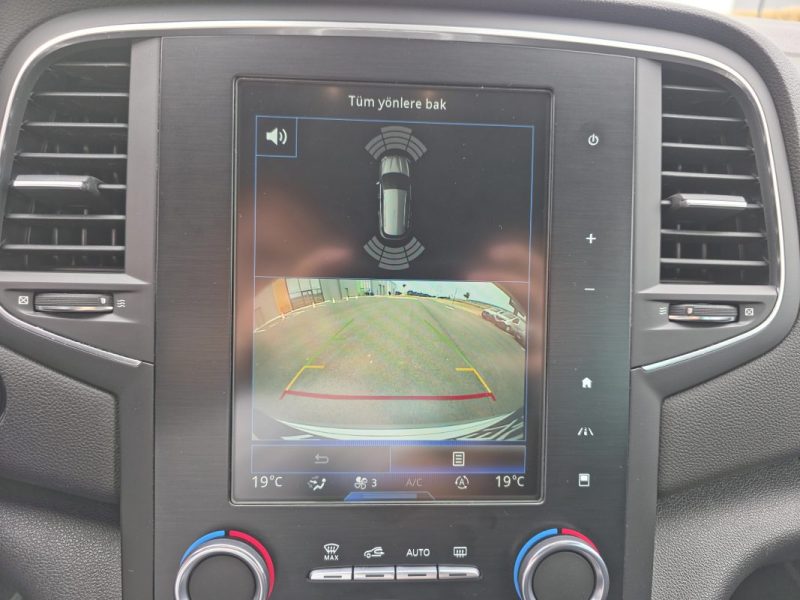 RENAULT MEGANE 2019RENAULT Mégane IV Estate 1.5 Blue dCi 115ch EDC6 - Finition Intens