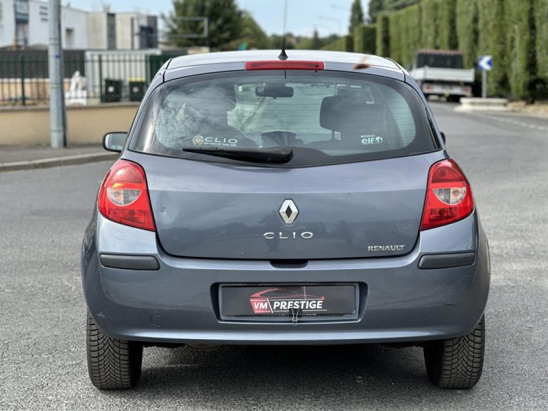 RENAULT CLIO 2006