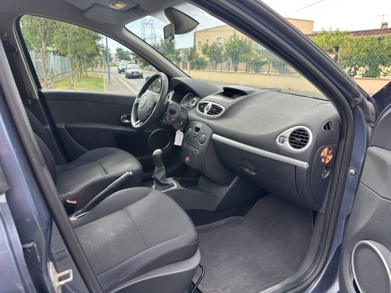 RENAULT CLIO 2006