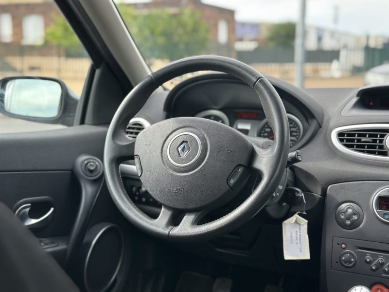 RENAULT CLIO 2006