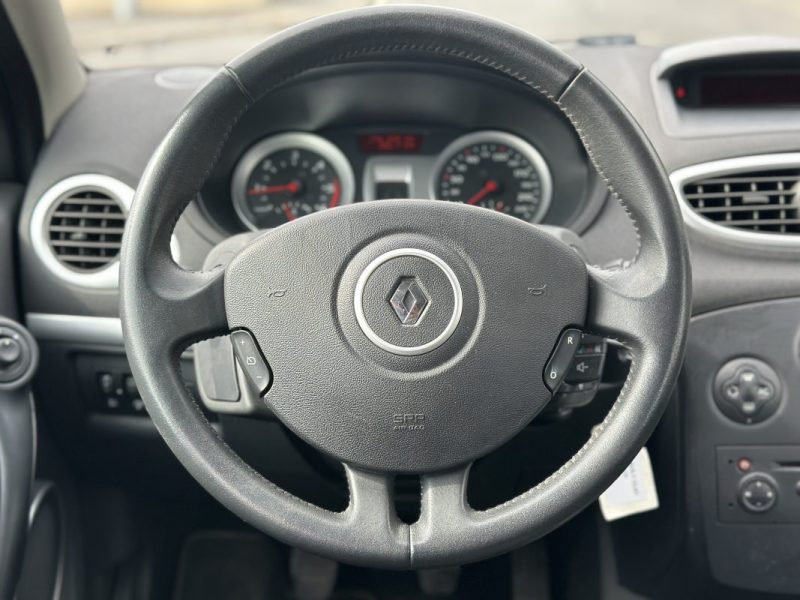 RENAULT CLIO 2006