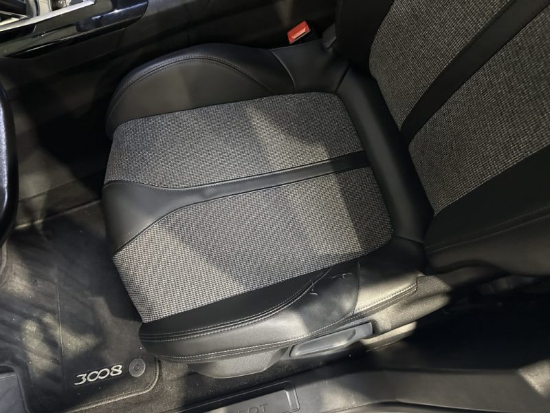 PEUGEOT 3008 1.2 PureTech 130ch Allure S&S EAT8 - DISTRIBUTION OK