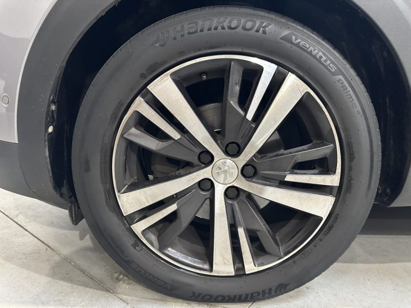 PEUGEOT 3008 1.2 PureTech 130ch Allure S&S EAT8 - DISTRIBUTION OK