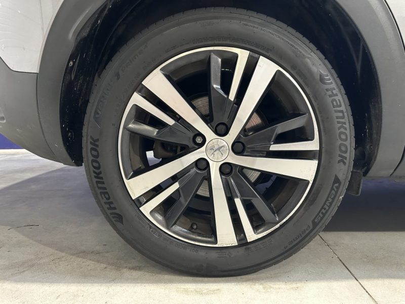 PEUGEOT 3008 1.2 PureTech 130ch Allure S&S EAT8 - DISTRIBUTION OK