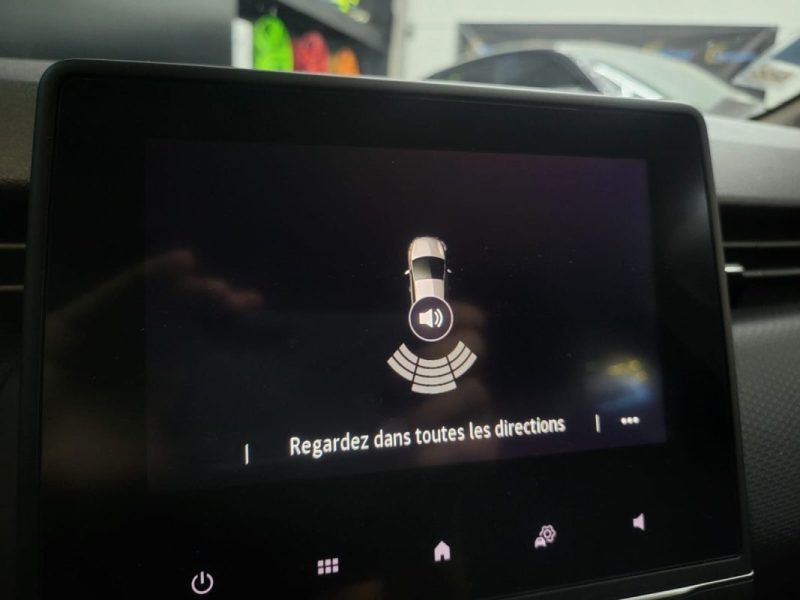 RENAULT CLIO 1.0 TCe 100ch Buisness  BVM5