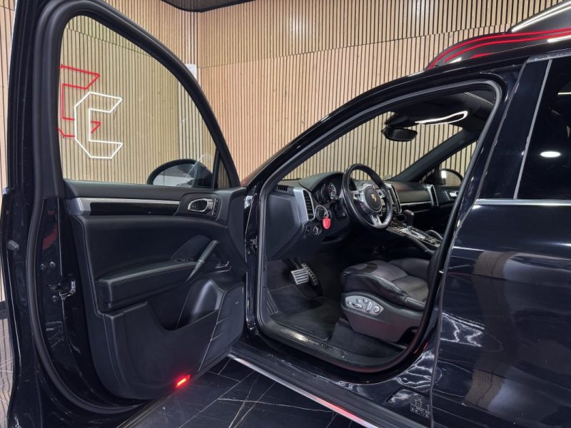 PORSCHE CAYENNE S  2014