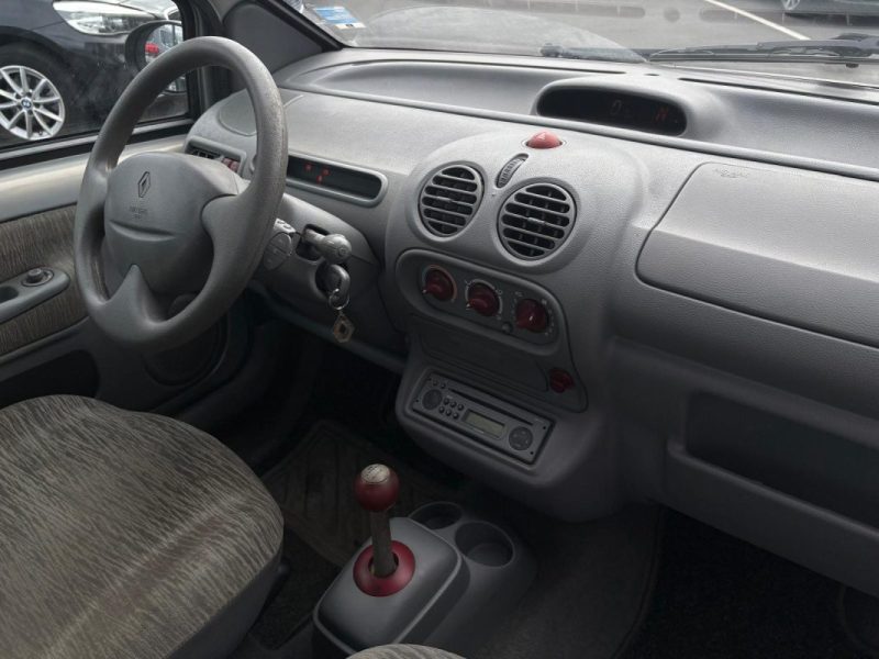 RENAULT TWINGO 2004