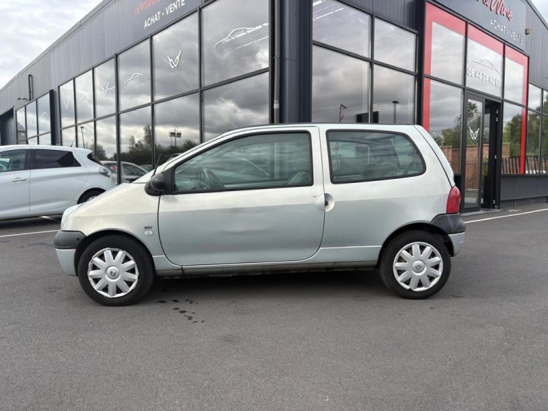 RENAULT TWINGO 2004