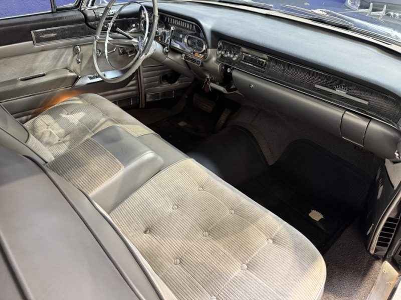 CADILLAC COUPEDEVILLE 1958  - EXPERTISÉE - REFECTION MOTEUR OK