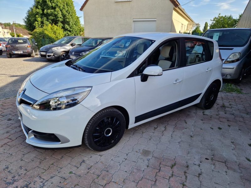 Renault SCENIC III Phase3 1.5L dCi 95cv AUTHENTIQUE *GPS* / Révisée&Garantie