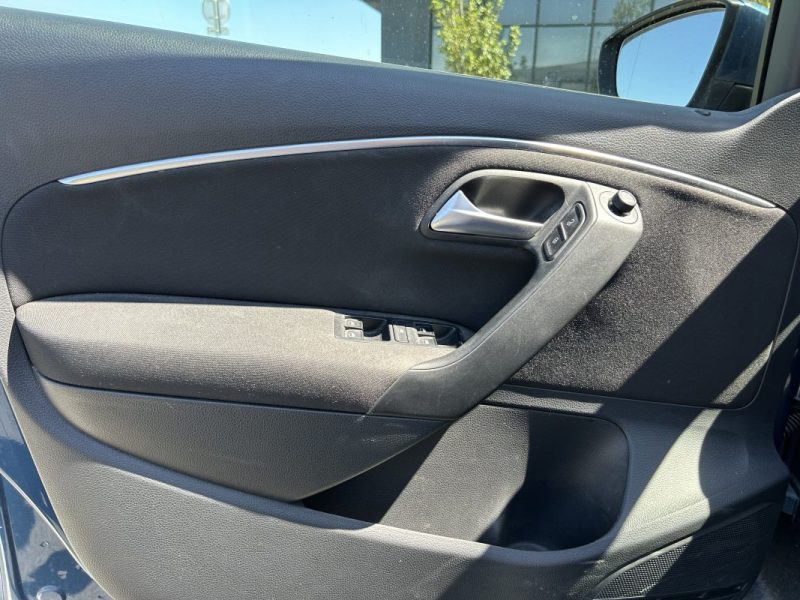 VOLKSWAGEN POLO V (2) 1.0 75 LOUNGE 5P