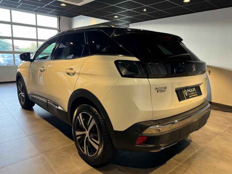 PEUGEOT 3008 2021