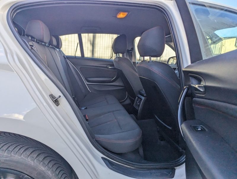 B.M.W. SERIE 1 2013  2l diesel excellent état 