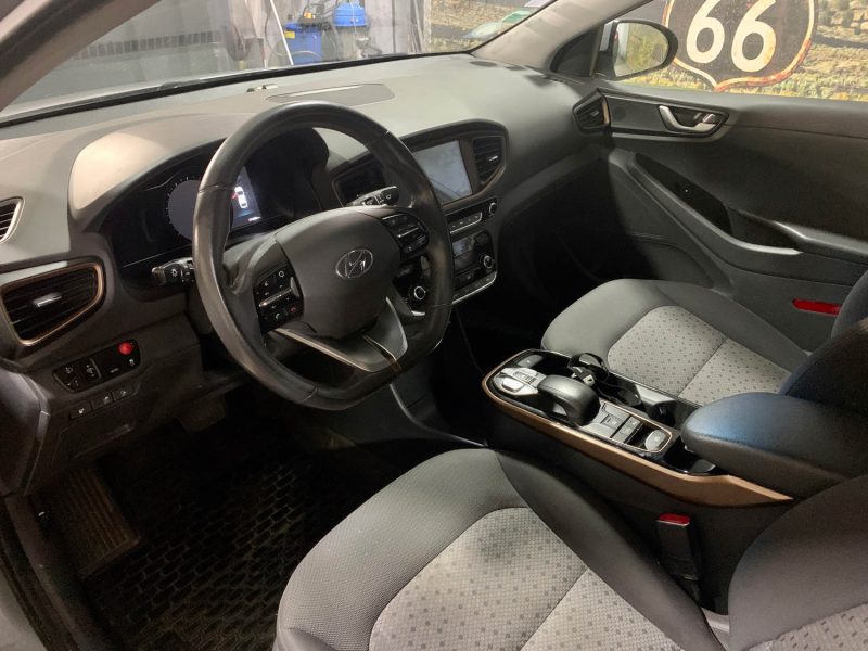 HYUNDAI IONIQ 100% ÉLECTRIQUE