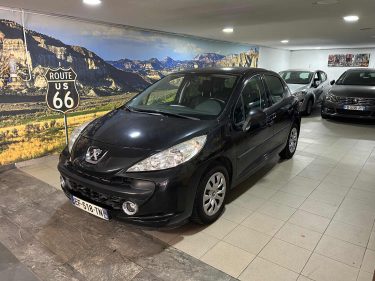 PEUGEOT 207 1.4i 95ch