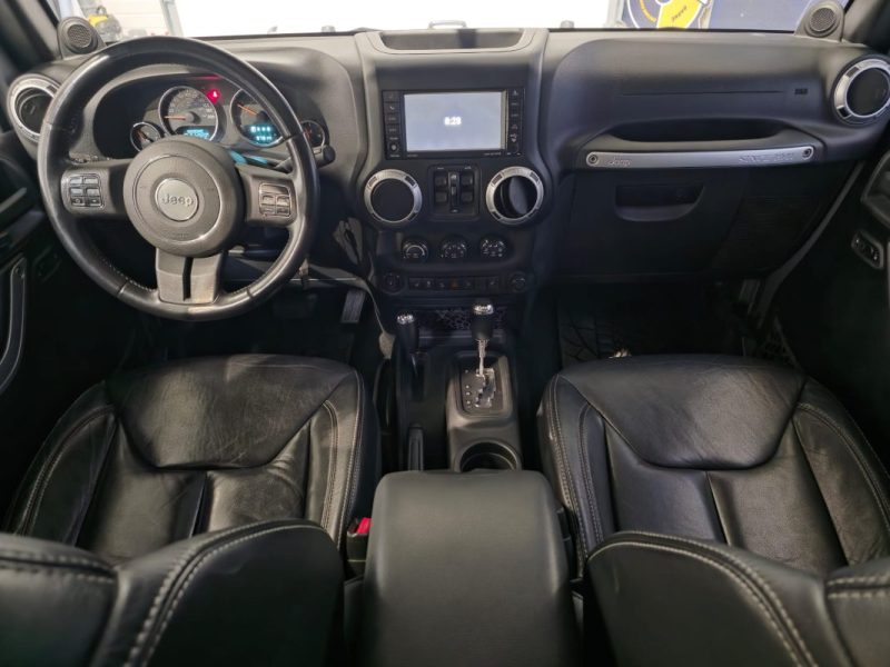 JEEP WRANGLER UNLIMITED 2.8 CRD 200ch Sahara BVA / DISTRI A JOUR