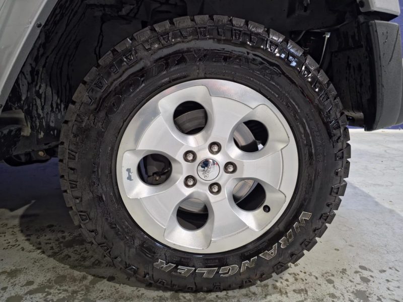 JEEP WRANGLER UNLIMITED 2.8 CRD 200ch Sahara BVA / DISTRI A JOUR