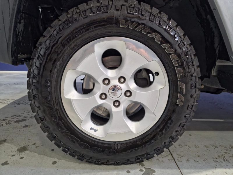 JEEP WRANGLER UNLIMITED 2.8 CRD 200ch Sahara BVA / DISTRI A JOUR