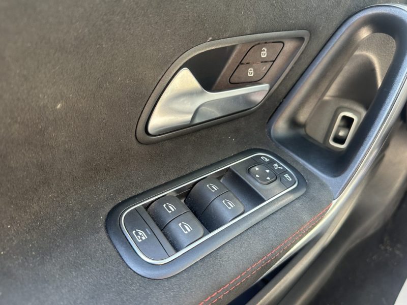 MERCEDES CLASSE A 2022