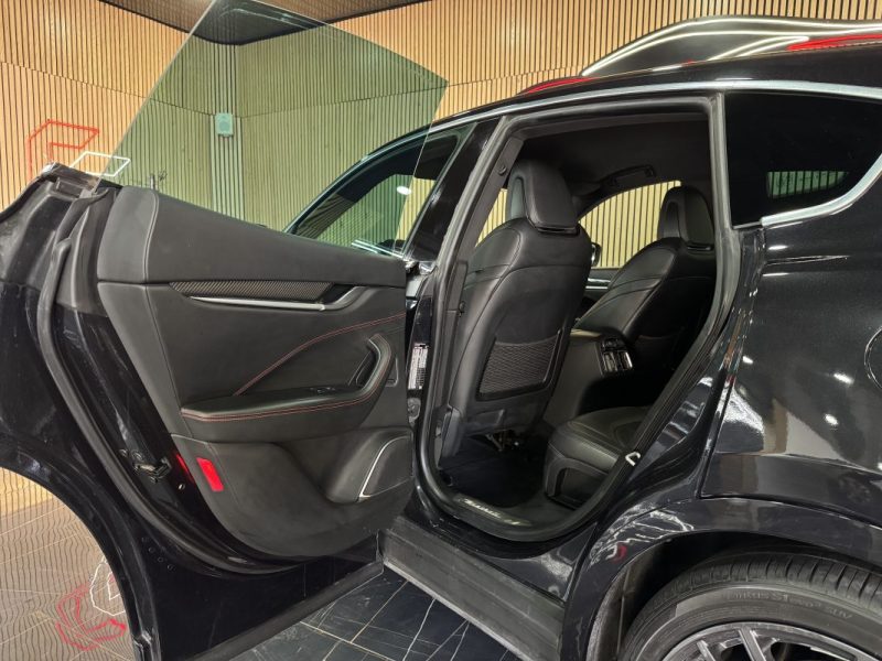 MASERATI LEVANTE S 2017