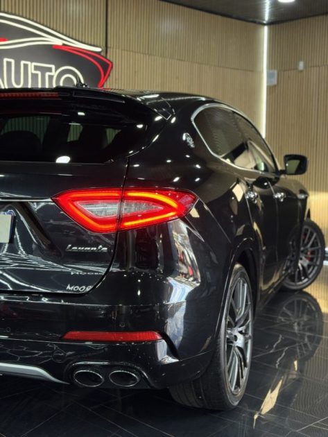 MASERATI LEVANTE S 2017