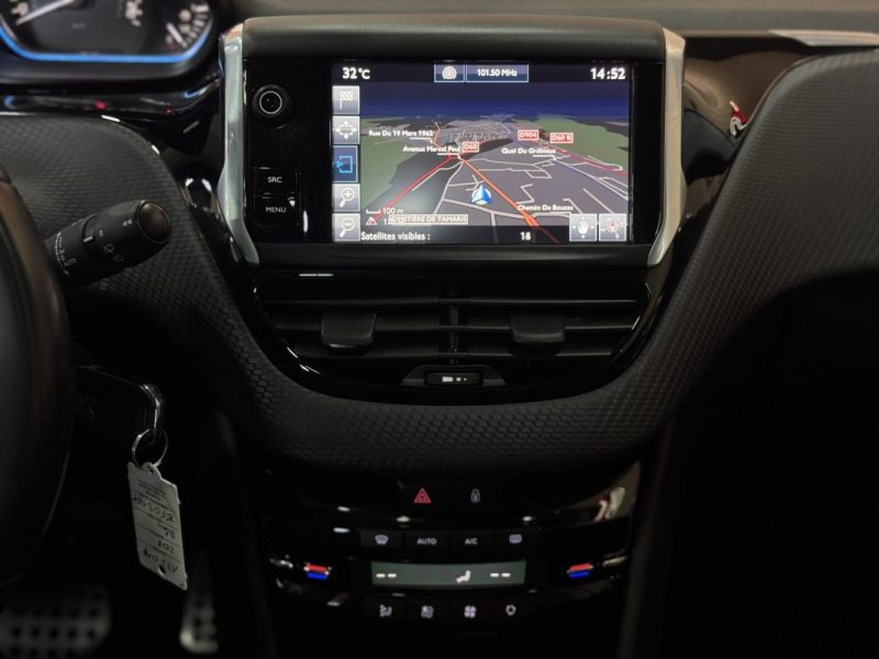 PEUGEOT 208 1.2 PureTech 110cv 2016