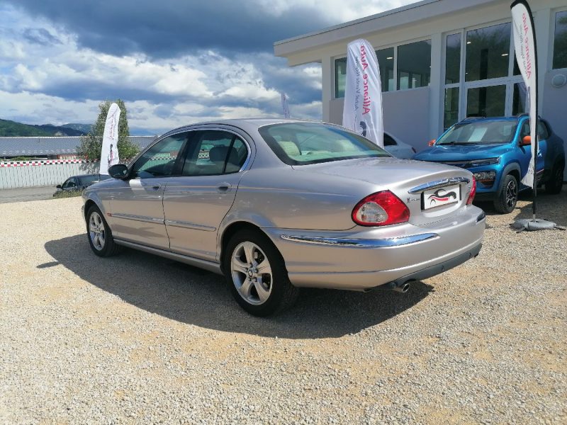 JAGUAR X-Type 3.0 V6 234ch