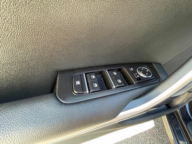 KIA CEE-D 3 2024 1.6 CRDI - 16V TURBO HYBRID POUR EXPORT OU PRO