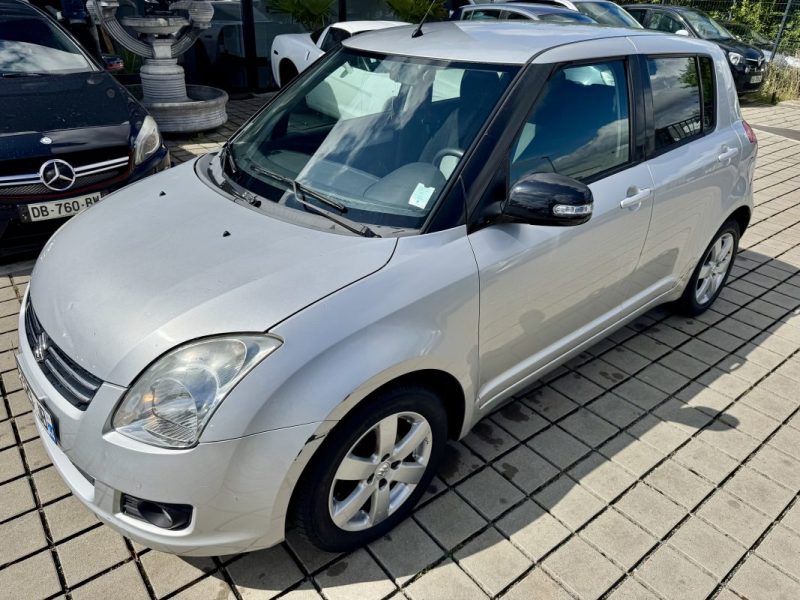 SUZUKI SWIFT 2010  1.3 92CH VVT