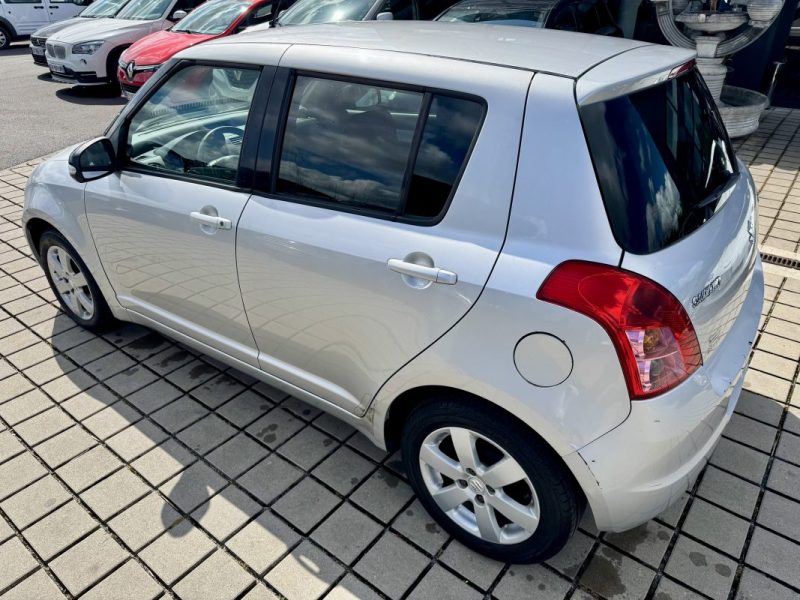 SUZUKI SWIFT 2010  1.3 92CH VVT