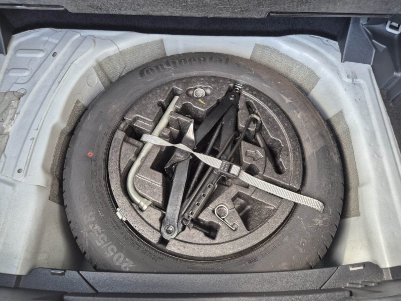 VOLKSWAGEN T-CROSS 2019.