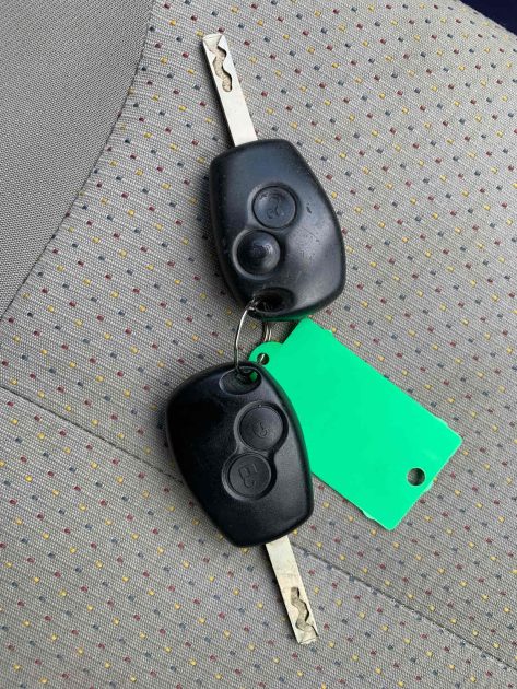 RENAULT CLIO 2007 1.2 16 v