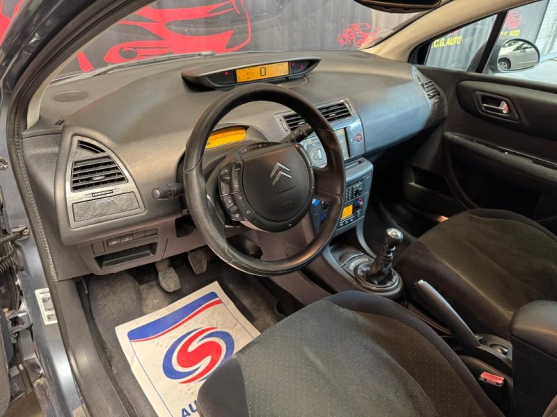 CITROEN C4 2.0 HDI 138 EXCLUSIVE 