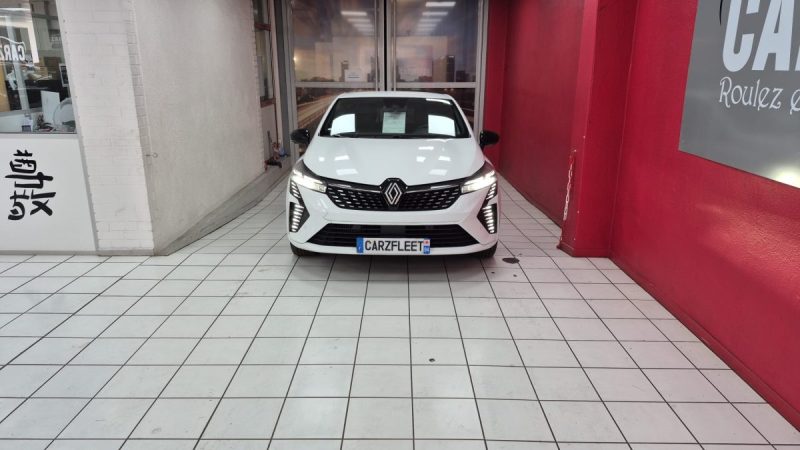 RENAULT CLIO 2024