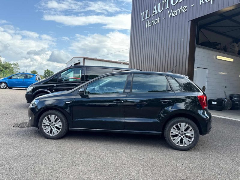 VOLKSWAGEN POLO 2014