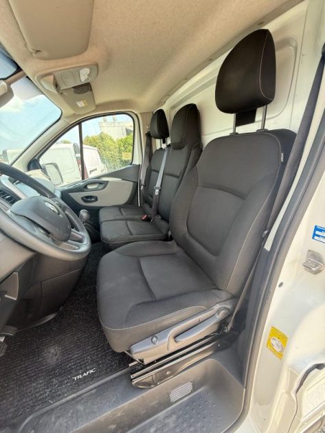 RENAULT  TRAFIC L1H1 1.6 dCi 125CH ENERGY GRAND CONFORT 