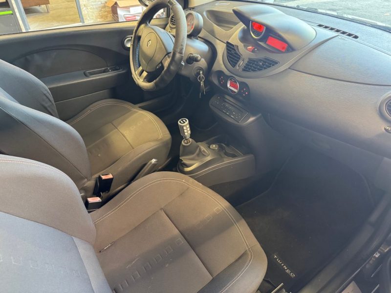 RENAULT  TWINGO 1.6 16V RS 133 2008