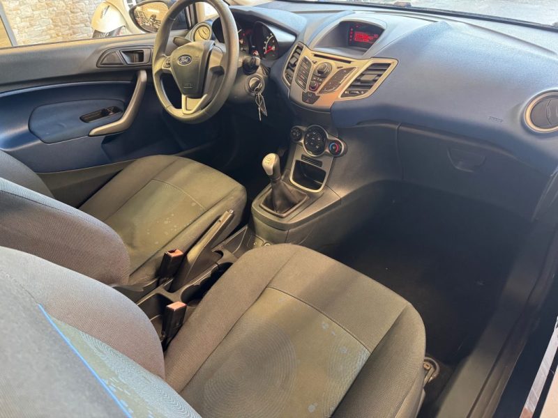 FORD FIESTA 1.4 16V 96 TREND (95 100 KMS) 