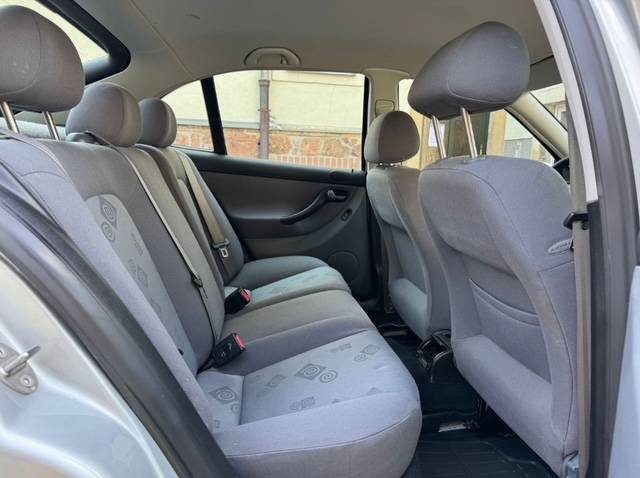 Seat  Leon  2000 - 79000 KM